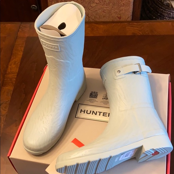 Hunter | Textured Boots - Picture 6 of 9